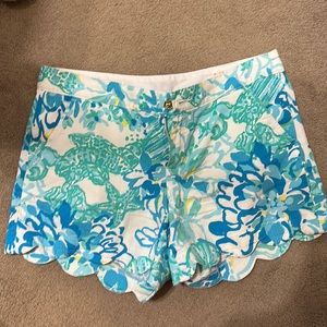 Lilly Pulitzer scallop shorts